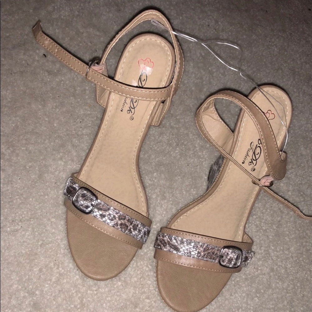 Leopard print sandals